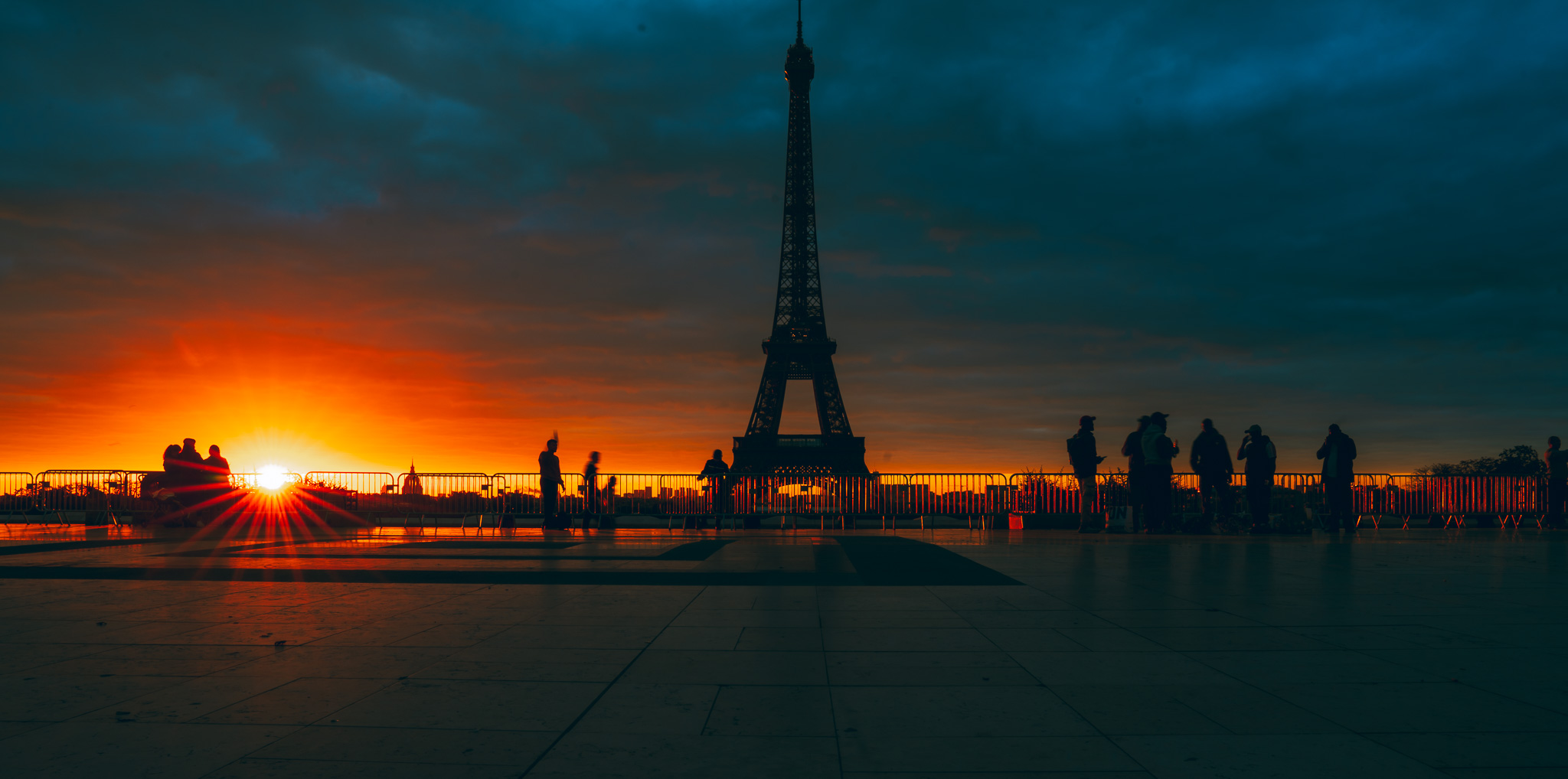 Eiffel Tower Dawn